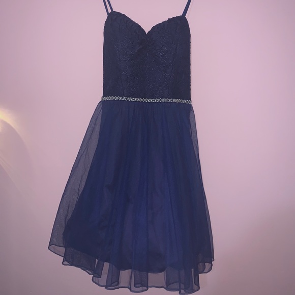 David’s Bridal junior Homecoming Dress - Picture 1 of 7